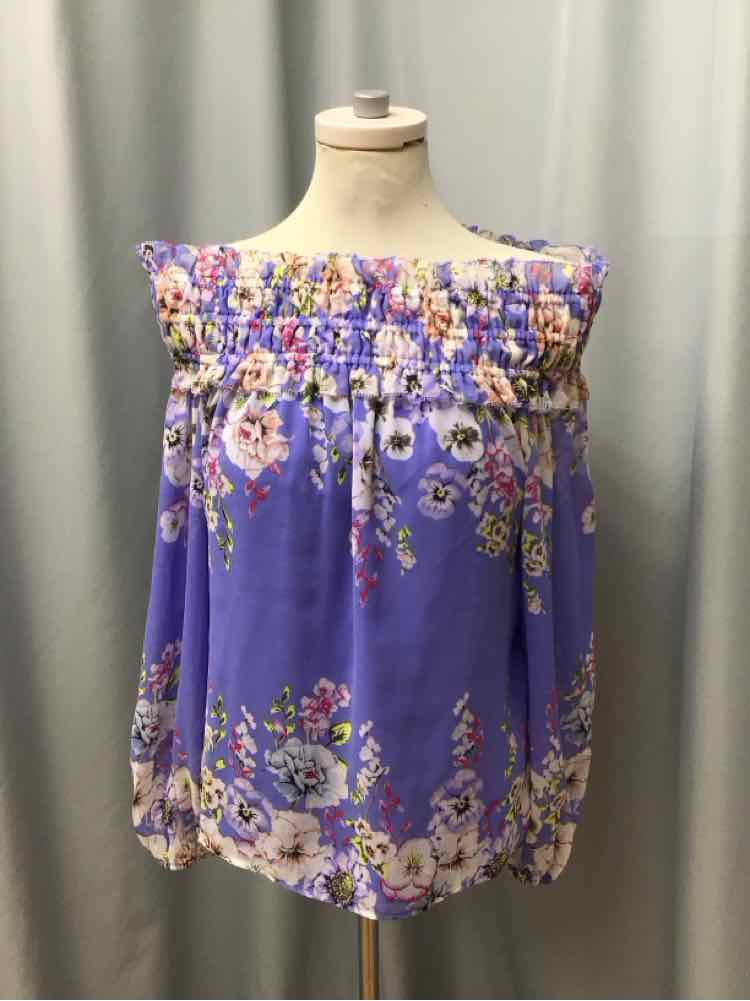 WHITE HOUSE BLACK MARKET SIZE MEDIUM Ladies BLOUSE