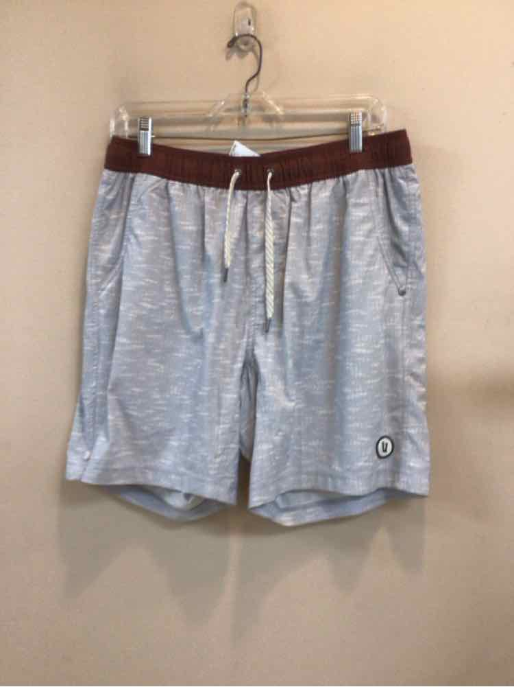 SIZE LARGE VUORI Men's SHORTS
