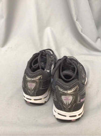 MIZUNO SIZE 9 1/2 Ladies SHOES