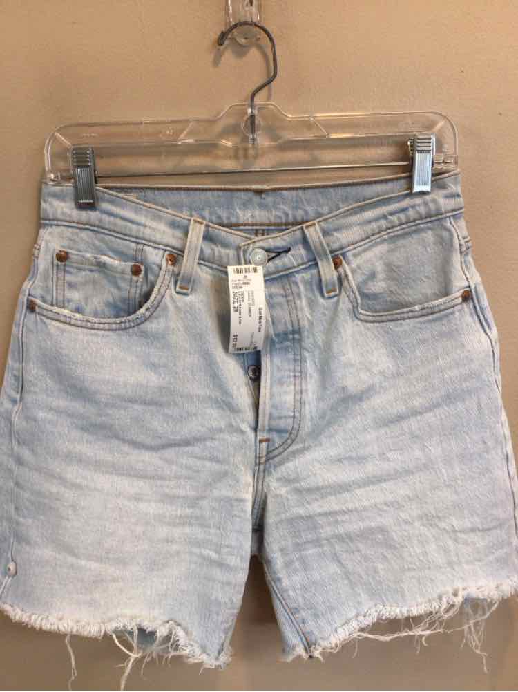 LEVI STRAUSS & CO SIZE 28 Ladies SHORTS