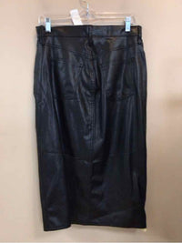 UNIVERSAL THREAD SIZE 8 Ladies SKIRT