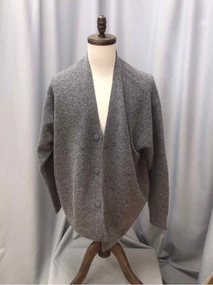 SIZE XX LARGE LULULEMON Men's SHIRTS