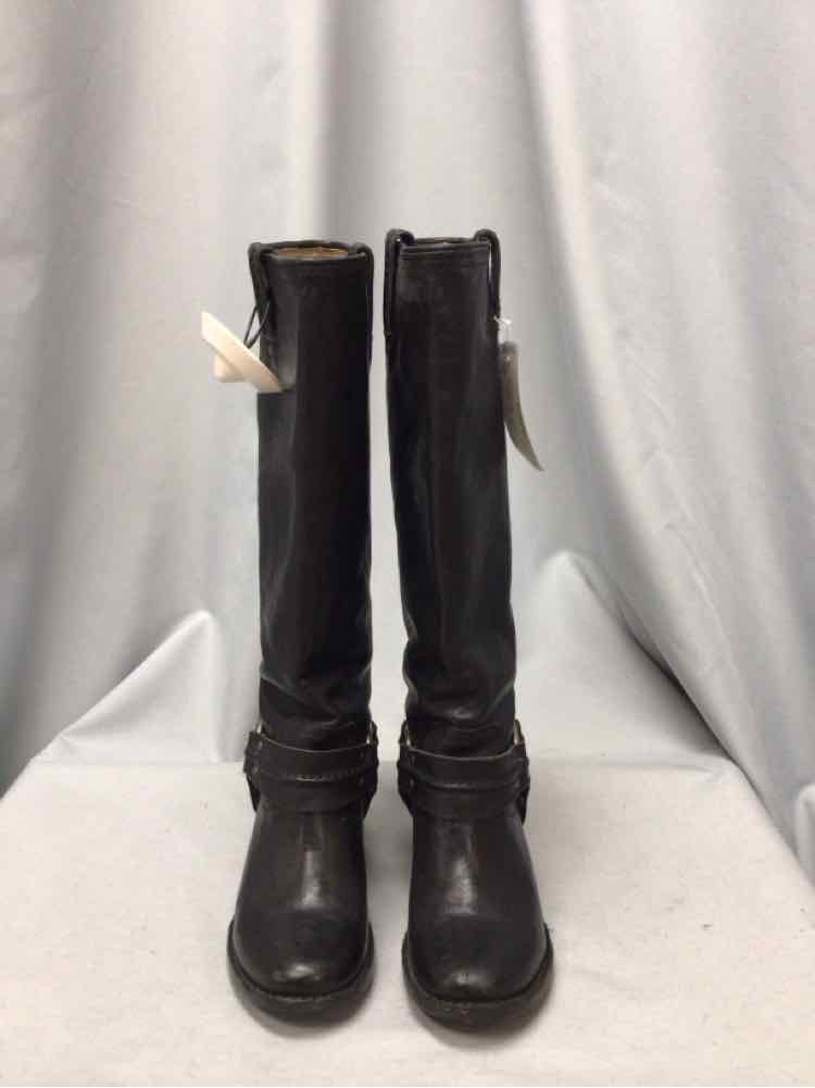 FRYE SIZE 6 Ladies SHOES
