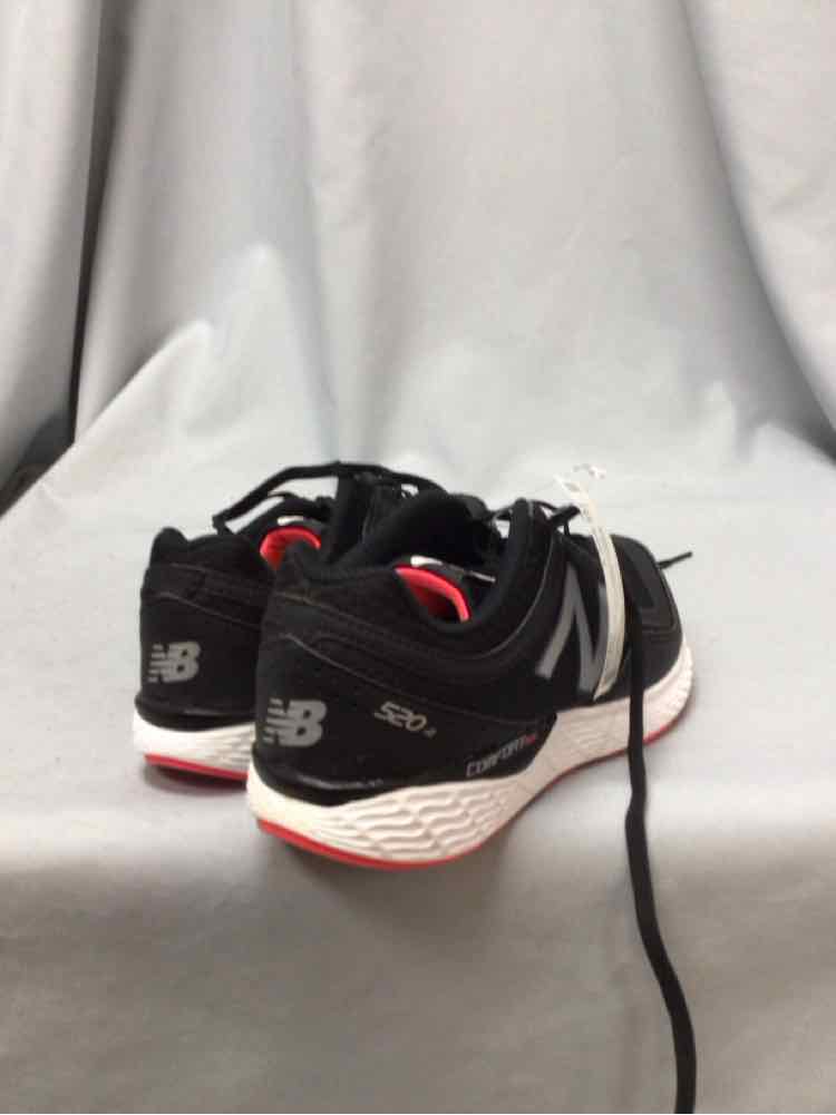 NEW BALANCE SIZE 8 Ladies SHOES