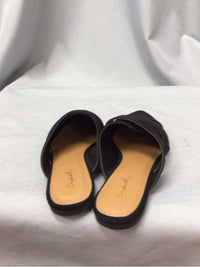 QUPID SIZE 6 Ladies SHOES