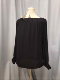 CABI SIZE MEDIUM Ladies BLOUSE