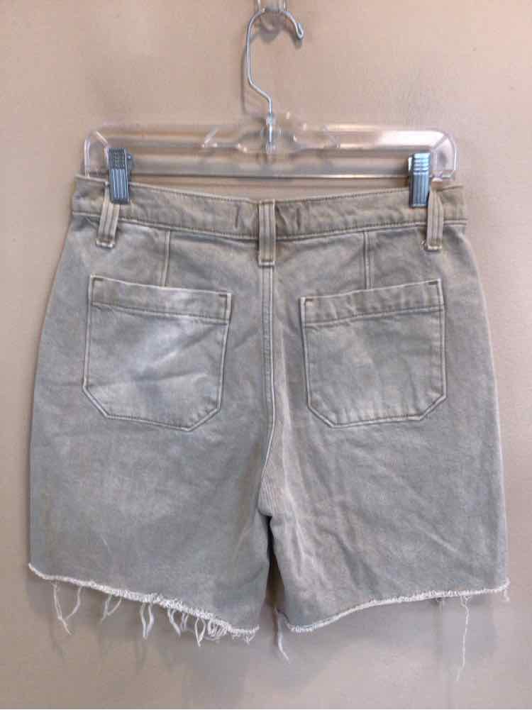 ABERCROMBIE & FITCH SIZE 4 Ladies SHORTS