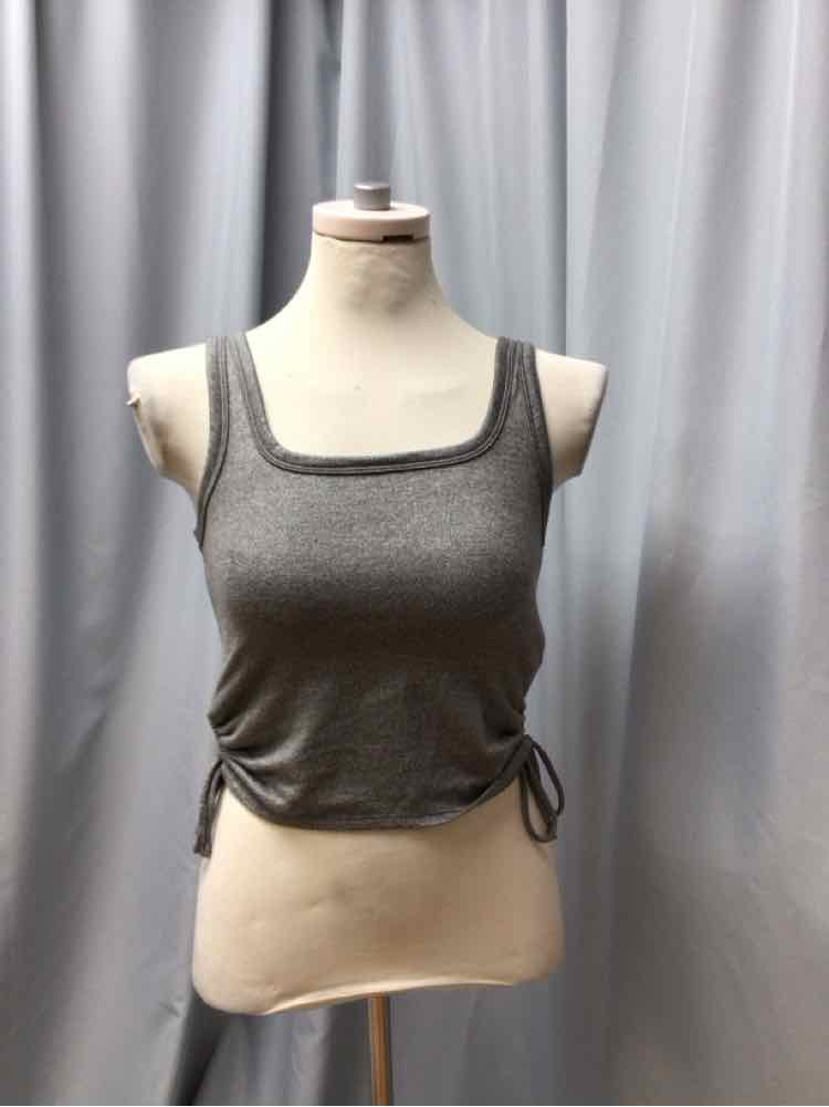 GILLY HICKS SIZE MEDIUM Ladies TOP