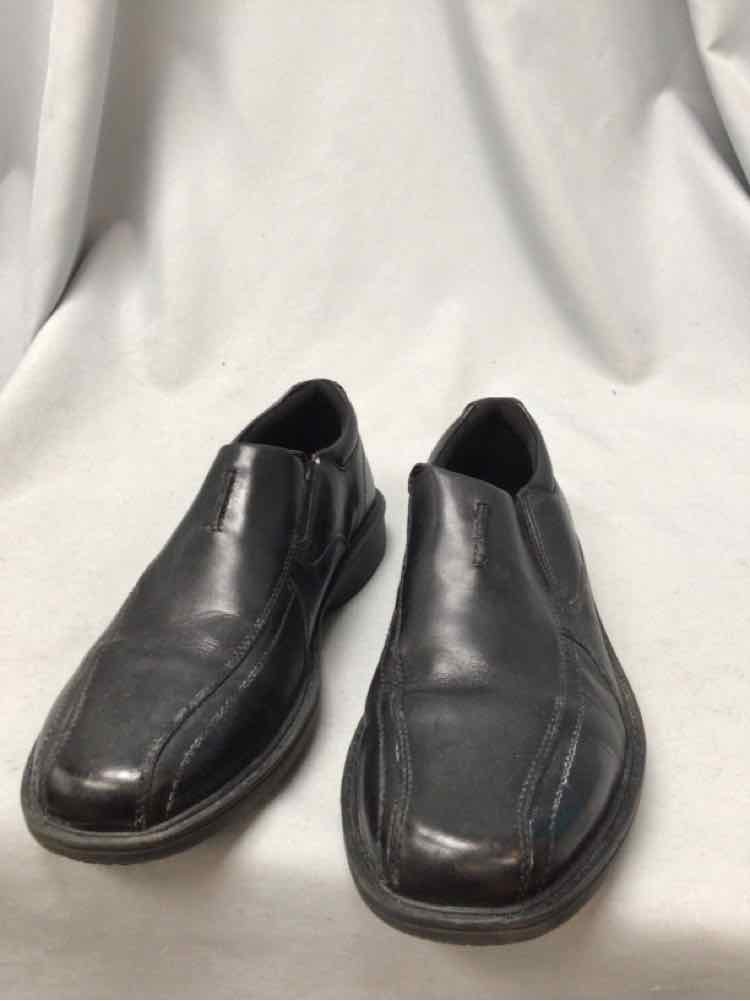 SIZE 9 1/2 CLARKS Men's SHOES