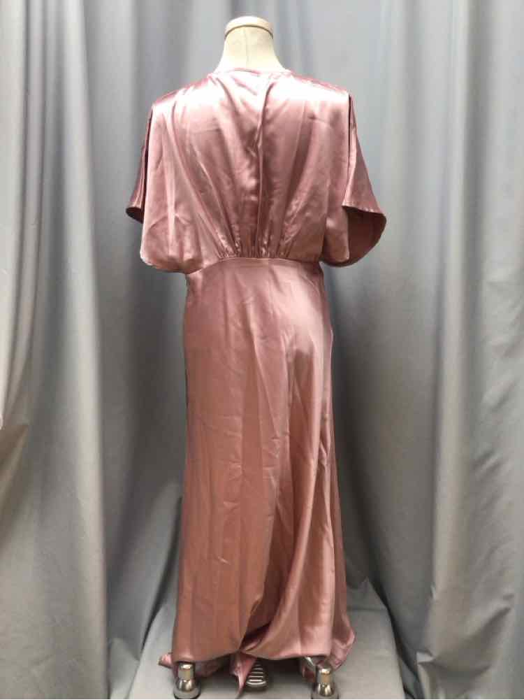 PETAL & PUP SIZE LARGE Ladies DRESS