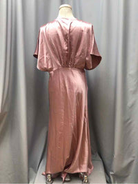 PETAL & PUP SIZE LARGE Ladies DRESS