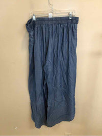TOMMY BAHAMA SIZE X LARGE Ladies PANTS
