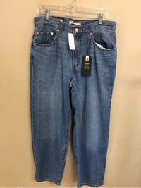 LEVI STRAUSS & CO SIZE 30 Ladies JEANS