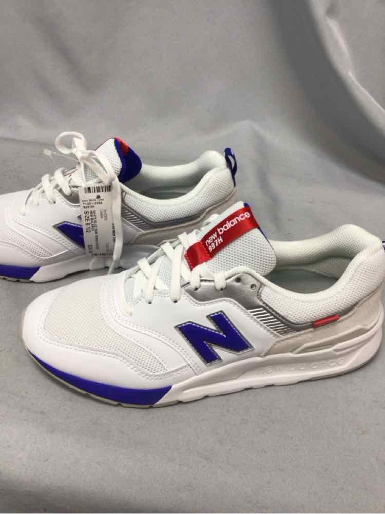 NEW BALANCE SIZE 8 1/2 Ladies SHOES