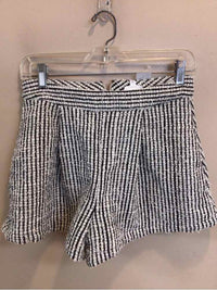 SUNDAY SIZE XSMALL Ladies SHORTS