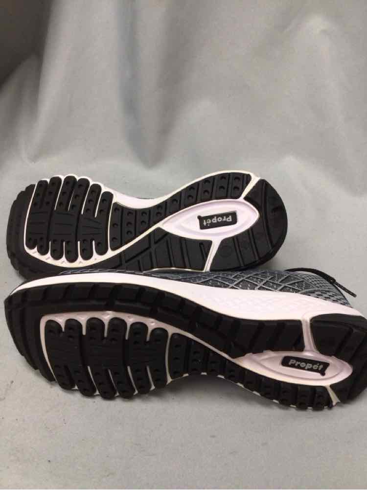 PROPET SIZE 10 Ladies SHOES