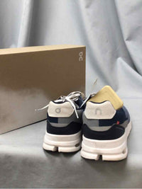 SIZE 10 1/2 ON CLOUD Men's SHOES