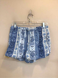ABERCROMBIE & FITCH SIZE MEDIUM Ladies SHORTS