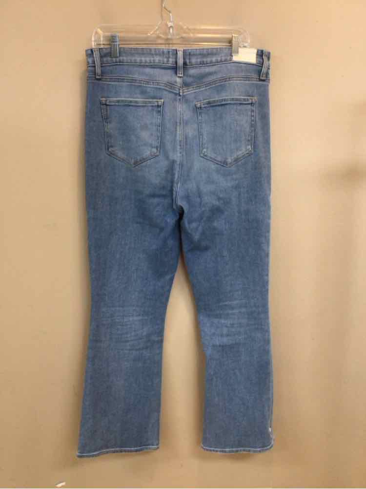 PAIGE SIZE 32 Ladies JEANS