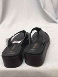 CUSHIONAIRE SIZE 9 Ladies SHOES