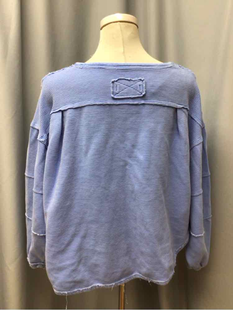 WE THE FREE SIZE SMALL Ladies TOP