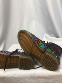 DOC MARTENS SIZE 9 Ladies SHOES