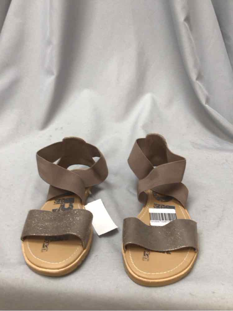 NATURALIZER SIZE 10 Ladies SHOES