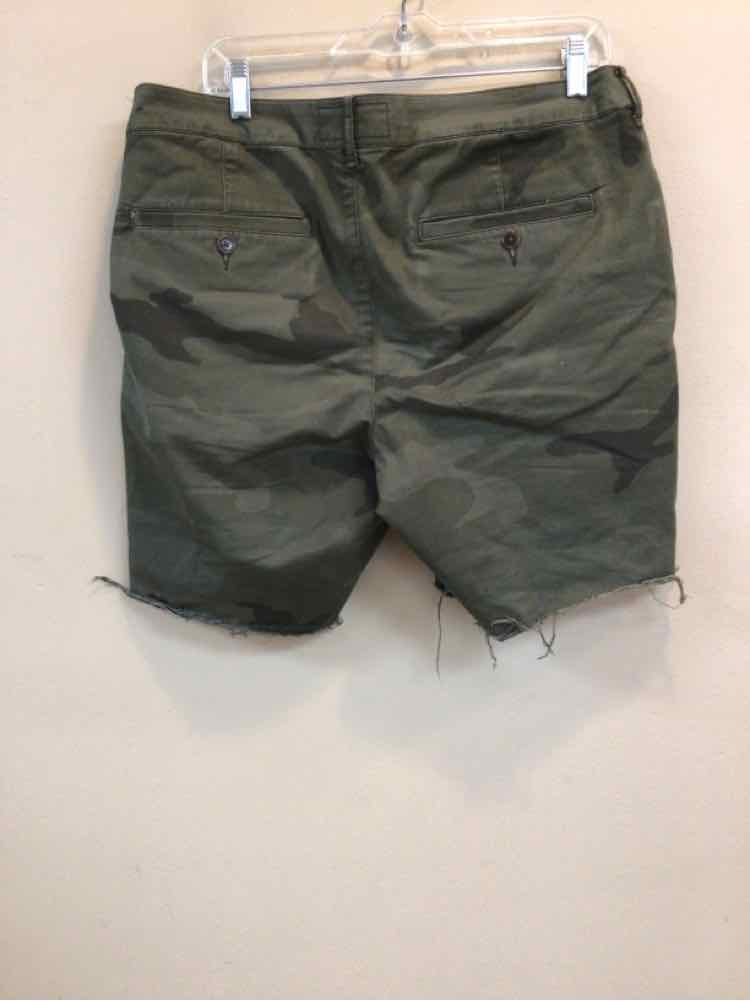 SIZE 32 ABERCROMBIE & FITCH Men's SHORTS