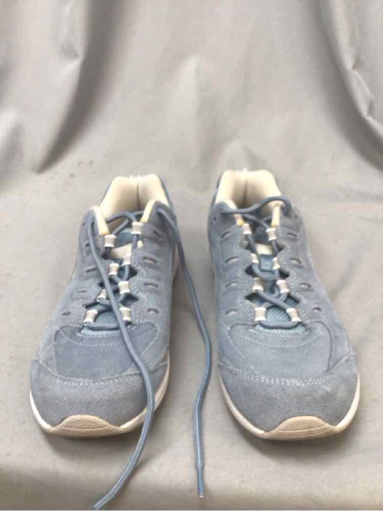 EASY SPIRIT SIZE 9 1/2 Ladies SHOES