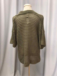 MAX STUDIO SIZE LARGE Ladies TOP