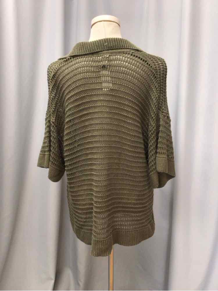 MAX STUDIO SIZE LARGE Ladies TOP