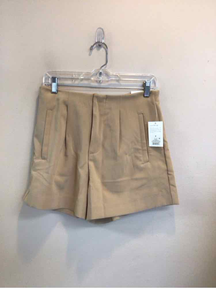 A NEW DAY SIZE 8 Ladies SHORTS