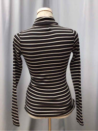 FREE ASSEMBLE SIZE SMALL Ladies TOP