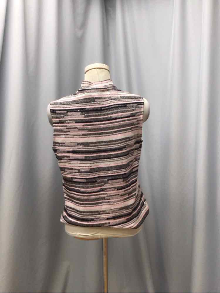 ST. JOHN SPORT SIZE MEDIUM Ladies TOP
