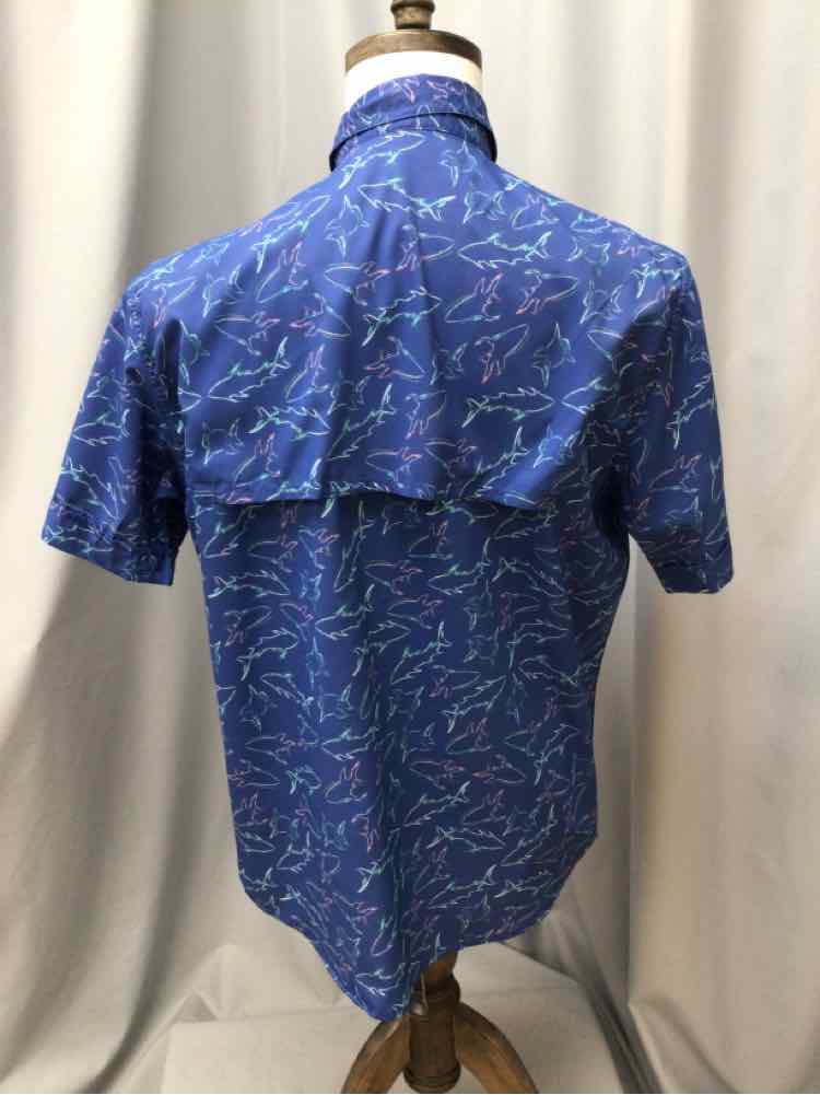 SIZE MEDIUM IZOD Men's SHIRTS