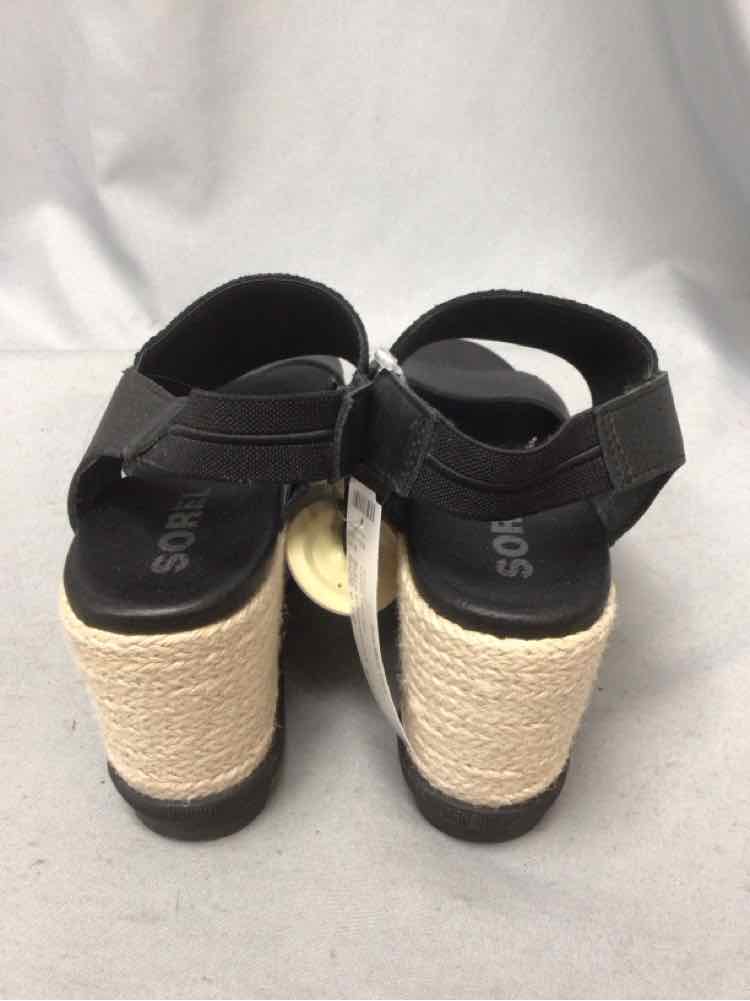 SOREL SIZE 9 1/2 Ladies SHOES