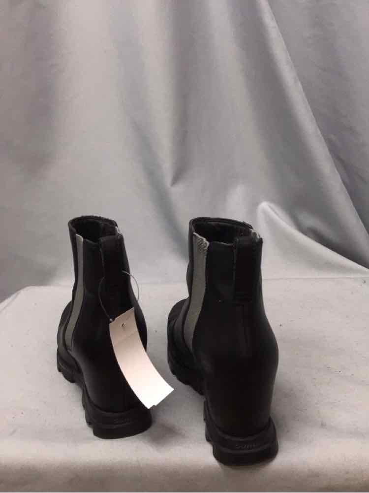 SOREL SIZE 8 1/2 Ladies SHOES