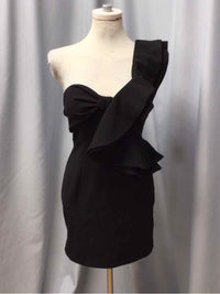 HELLO MOLLY SIZE 4 Ladies DRESS