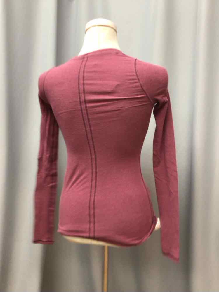 LULULEMON SIZE XSMALL Ladies EXERCISE
