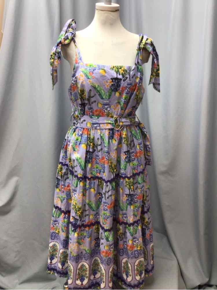 EMILY LOVELOCK SIZE 6/8 Ladies DRESS
