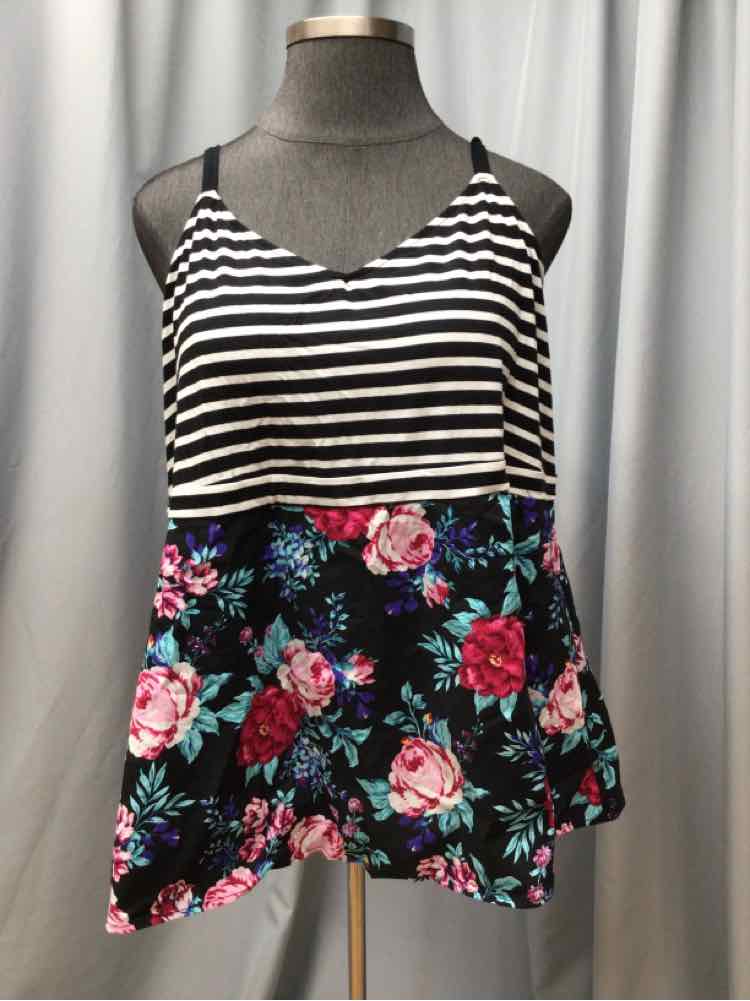 TORRID SIZE 4 X Ladies TOP