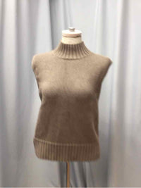 ABERCROMBIE & FITCH SIZE MEDIUM Ladies TOP