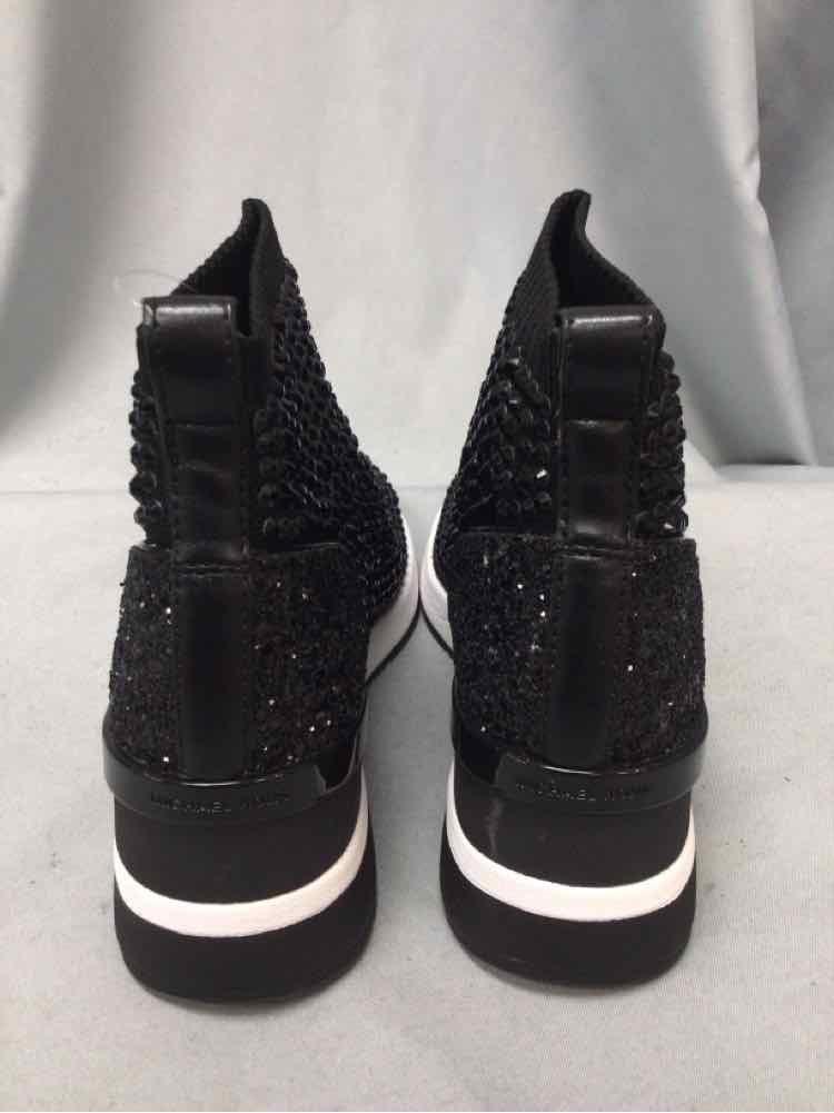 MICHAEL KORS SIZE 6 Ladies SHOES