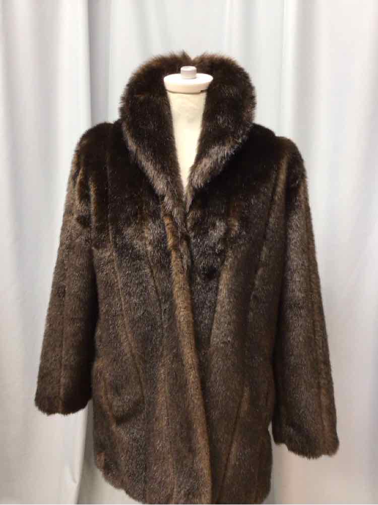 DONNA SALYERS SIZE SMALL Ladies JACKET