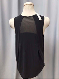 LULULEMON SIZE MEDIUM Ladies EXERCISE