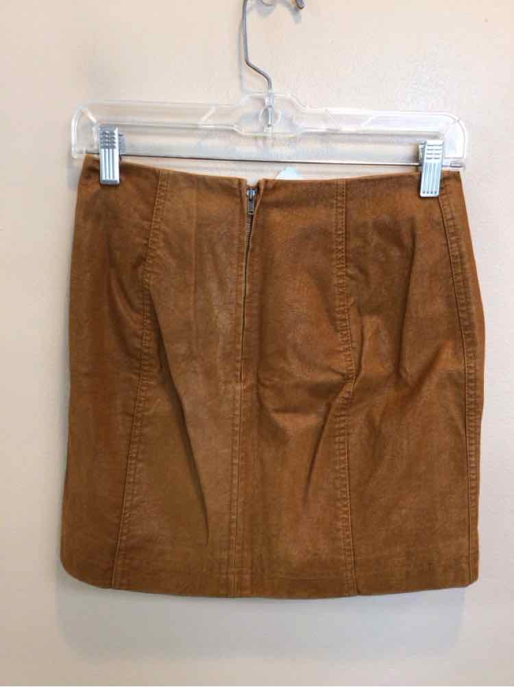 FREE PEOPLE SIZE 2 Ladies SKIRT
