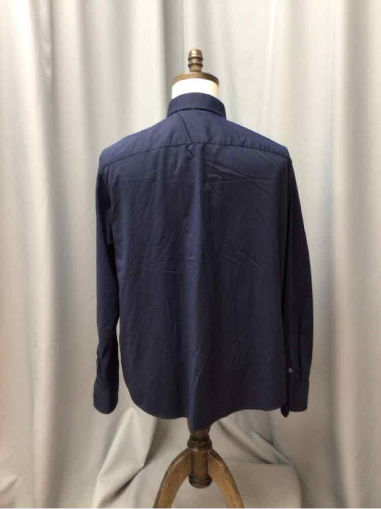SIZE X LARGE UNTUCKIT Men's SHIRTS
