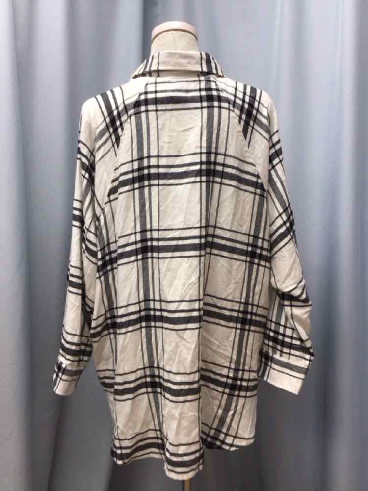 AMERICAN EAGLE SIZE X LARGE Ladies BLOUSE