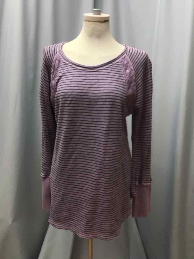 SOFT SURROUNDINGS SIZE LARGE Ladies TOP