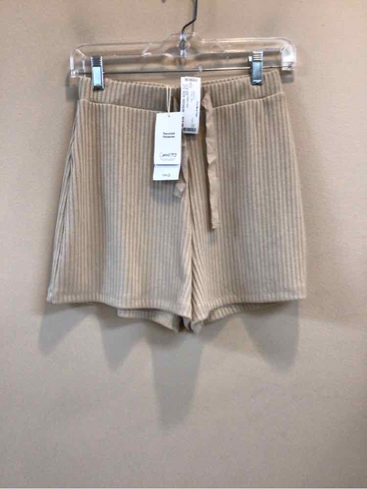 MNG SIZE MEDIUM Ladies SHORTS